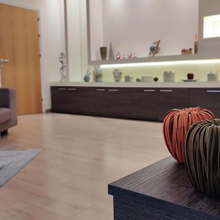 Isabella Modern Flat City Center Никосия Экстерьер фото